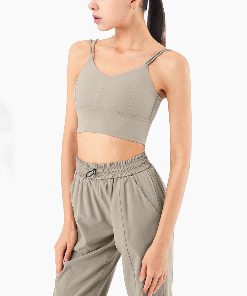 Seamless Active Crop Top – Sleek Support in Bold Colours