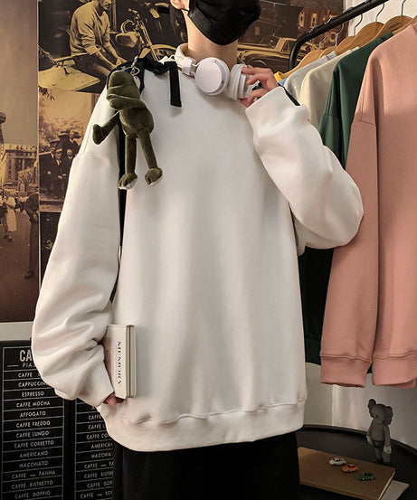 Oversized Unisex Crewneck Sweatshirt – Minimal Streetwear Essential