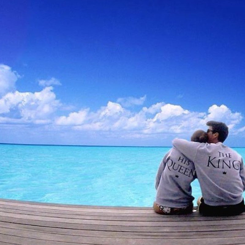 "His Queen & The King" Matching Couple Sweatshirts – Cozy Couple Goals